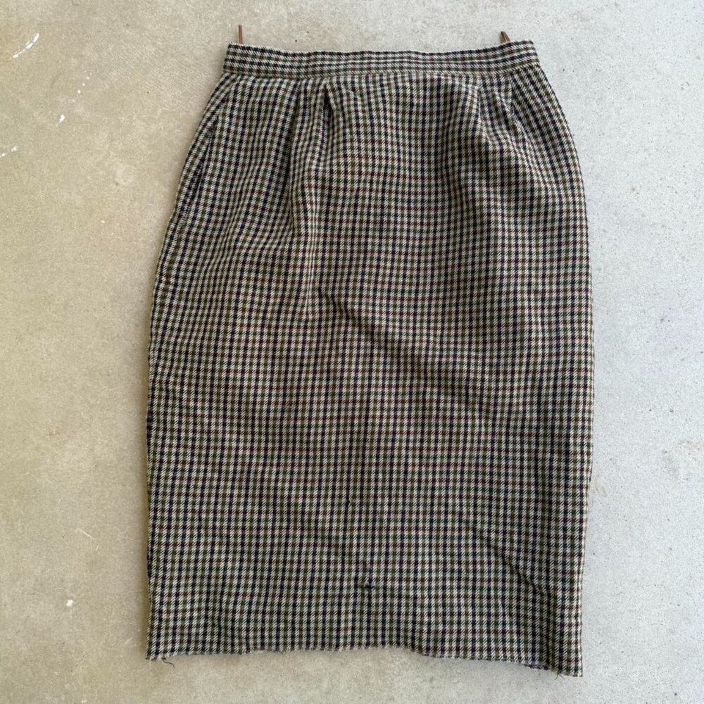 VINTAGE 1980s WOMENS BURBERRYS PLAID PLEATED WOOL SKIRT